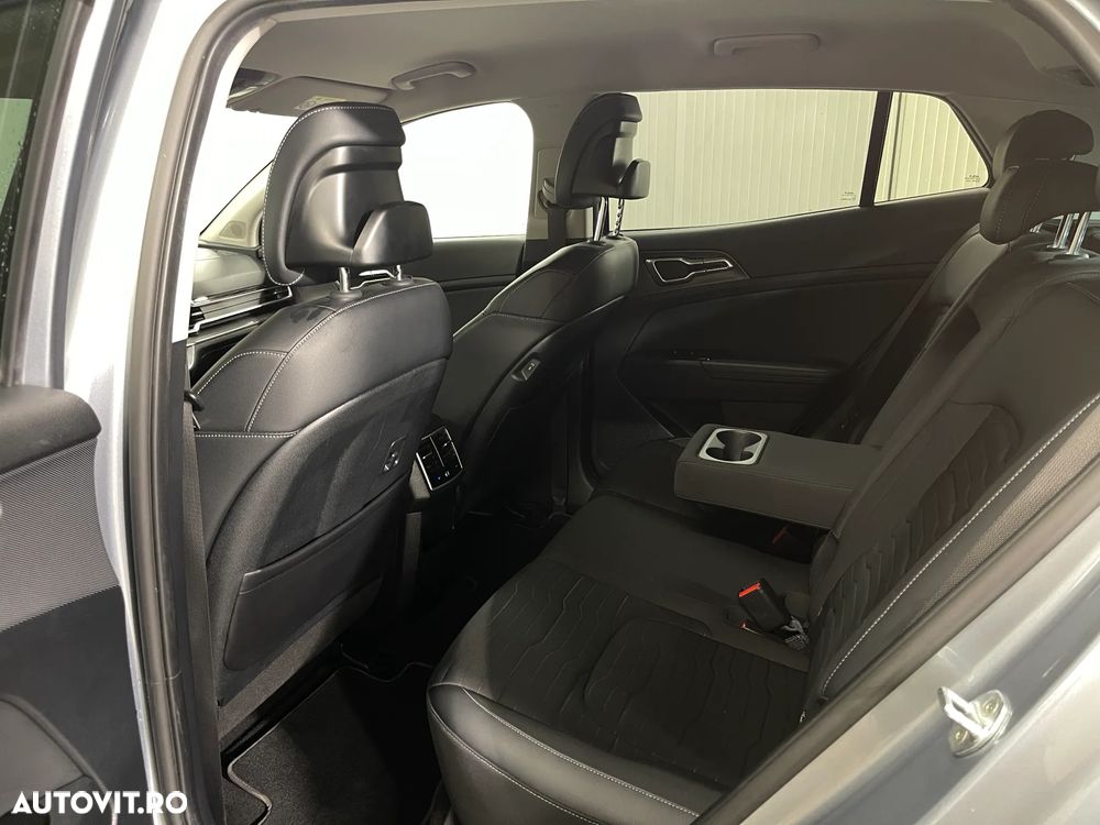 Kia Sportage 1.6 T-GDI HEV 6AT 4x4 Business Line - 9