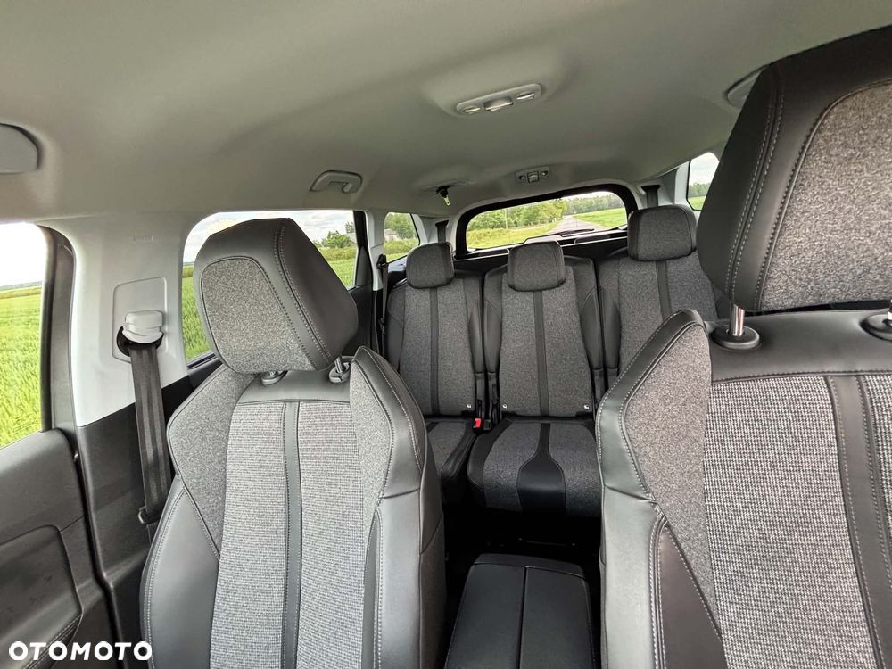 Peugeot 5008 - 15