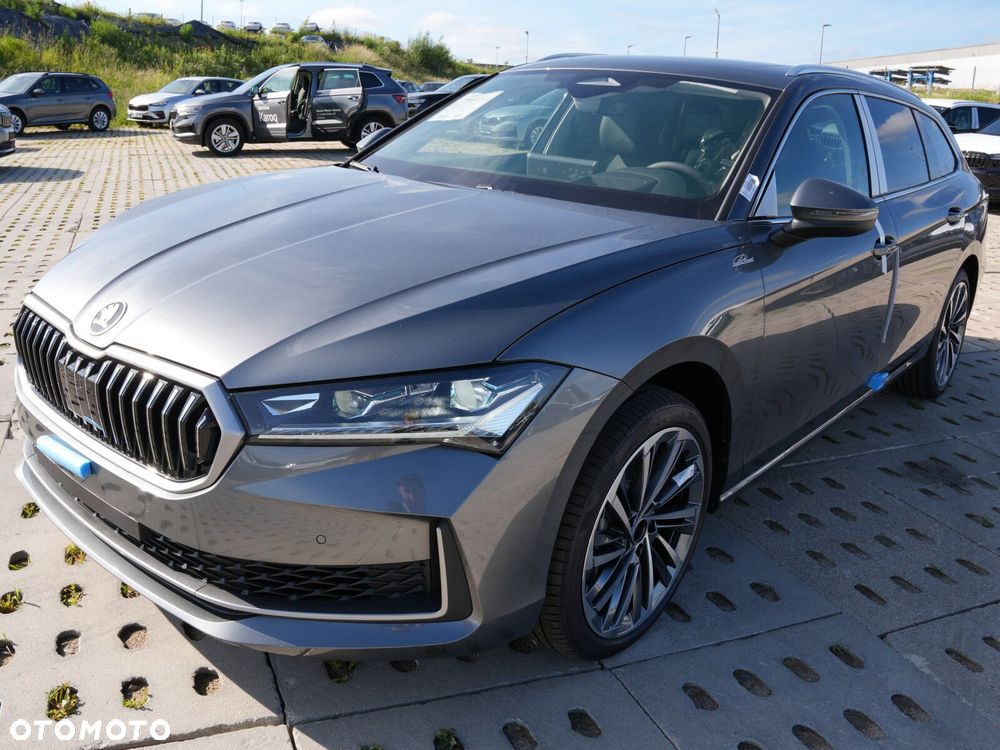Skoda Superb 2.0 TDI SCR 4x4 L&K DSG - 9