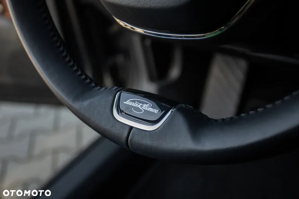 Skoda Superb 2.0 TDI SCR 4x4 L&K DSG - 24