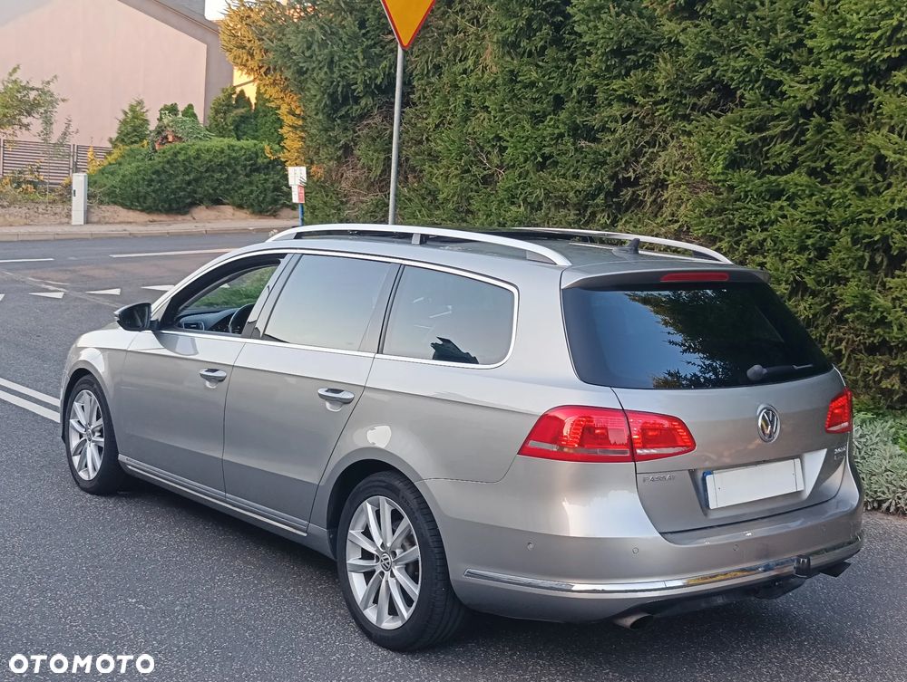 Volkswagen Passat 2.0 TDI 4Motion DSG BlueMotion Tech Business Edition - 30