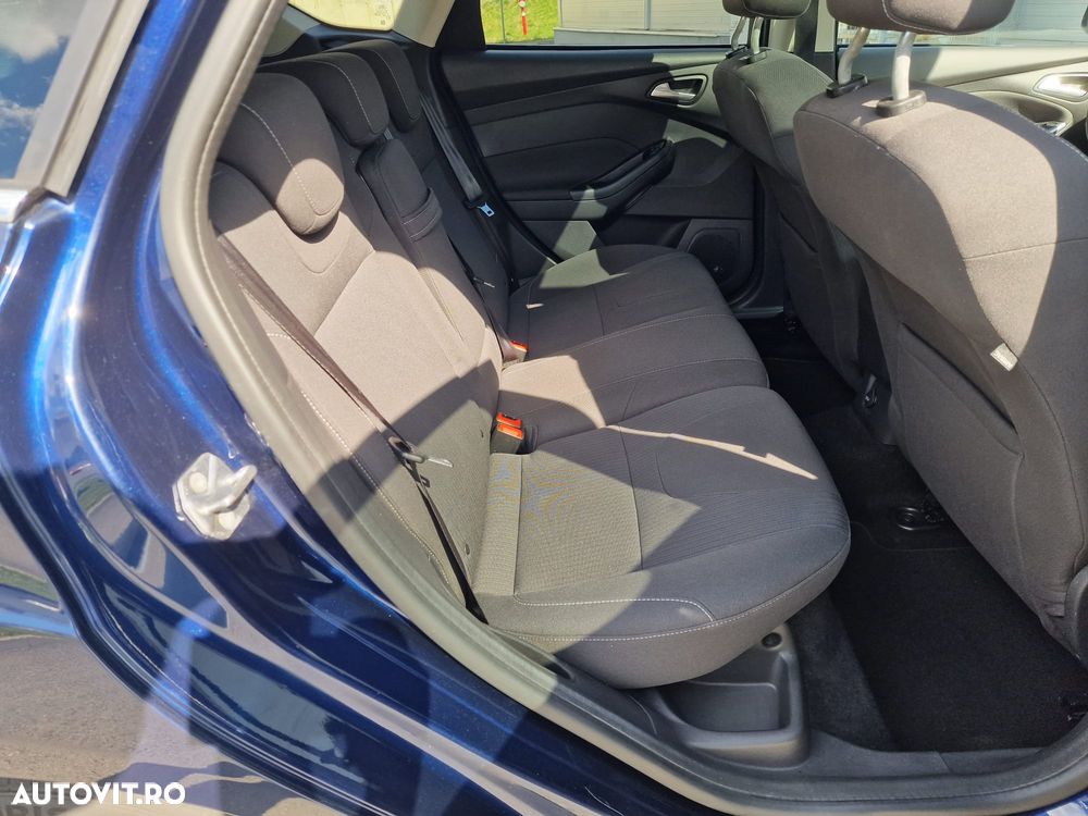 Ford Focus 1.6 TDCI DPF Start-Stopp-System Titanium - 8