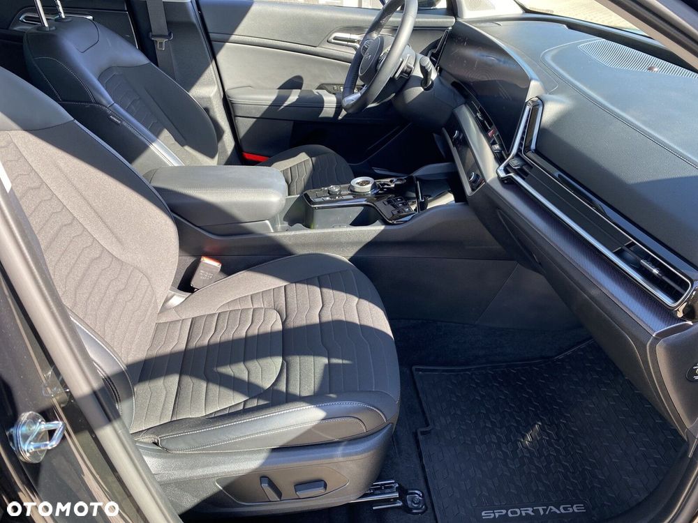 Kia Sportage - 16