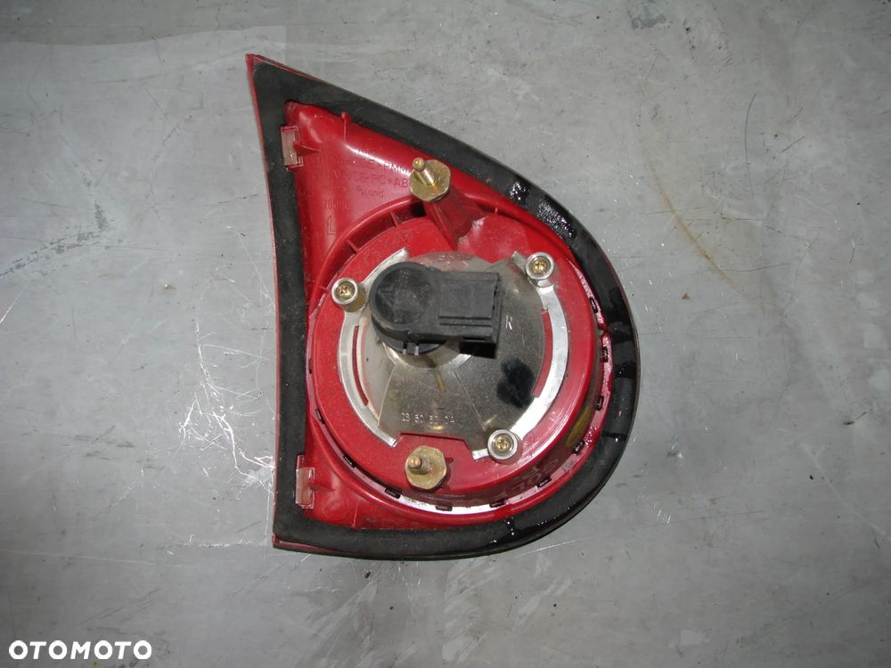 Lampa Tył tylna Prawa Volkswagen Golf V MK5 w klapę - 2
