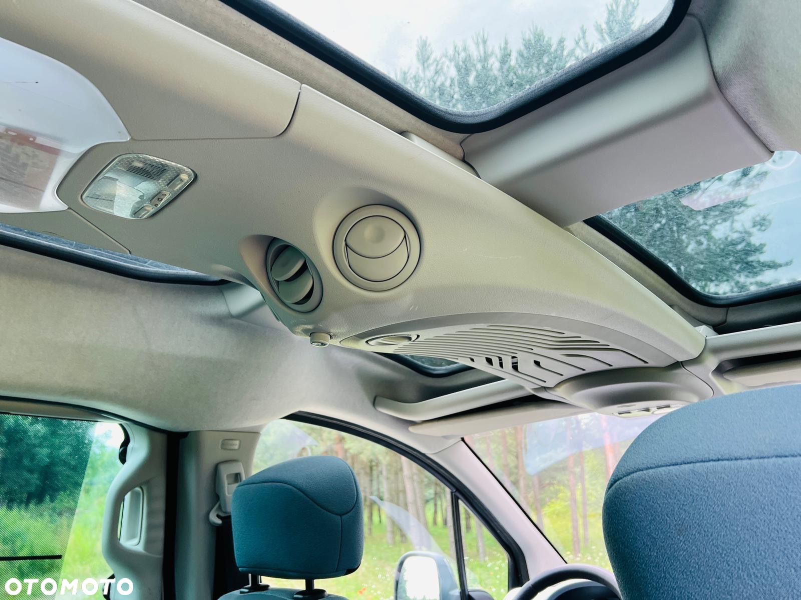 Citroën Berlingo Multispace HDi 115 FAP XTR - 17