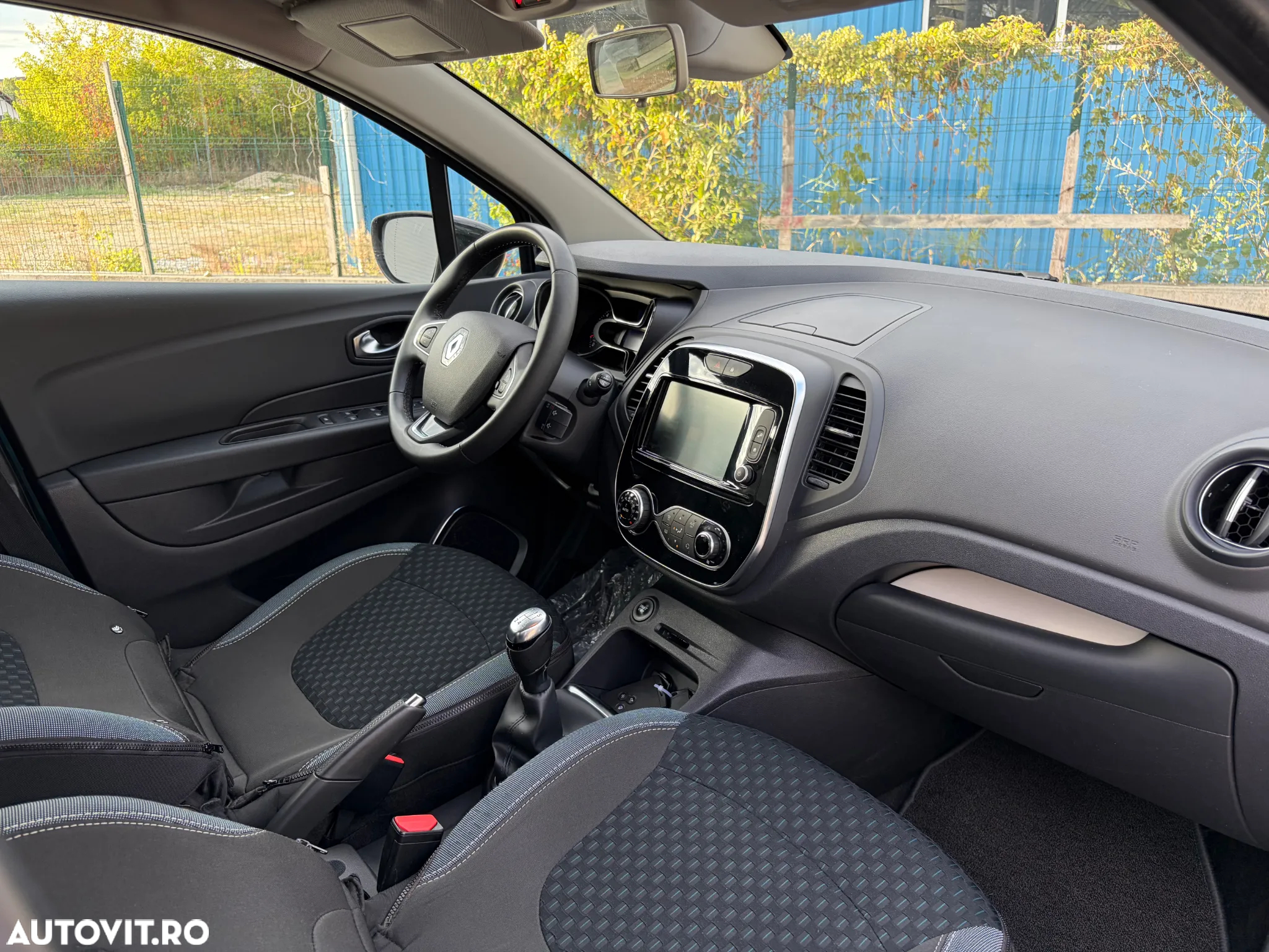 Renault Captur (ENERGY) TCe 90 INTENS - 8