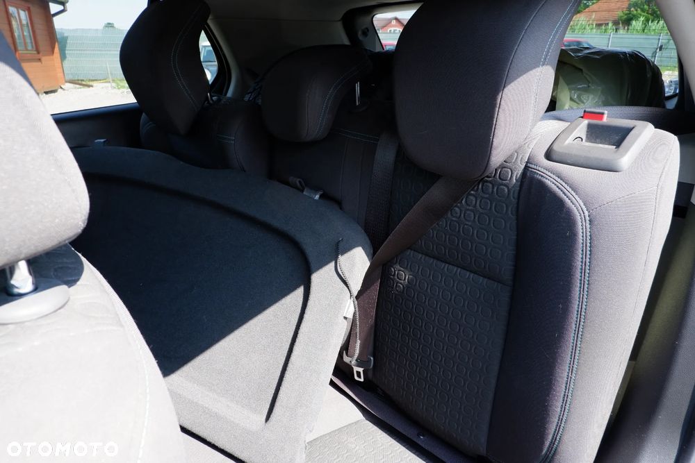 Chevrolet Trax 1.6 LS - 31