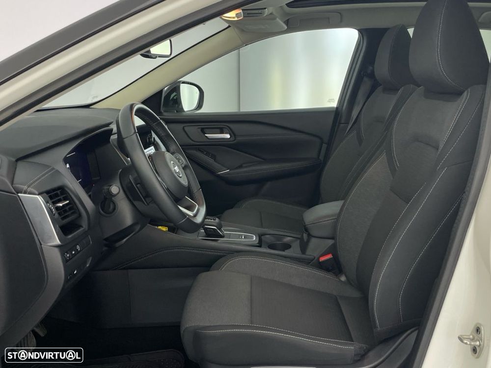 Nissan Qashqai 1.3 DIG-T N-Connecta Xtronic - 11