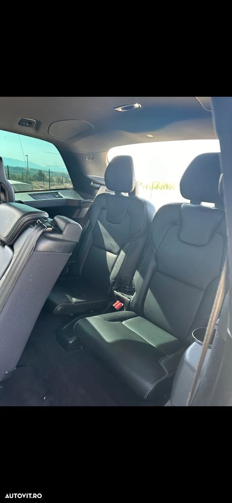 Volvo XC 90 D5 AWD Geartronic Inscription - 8