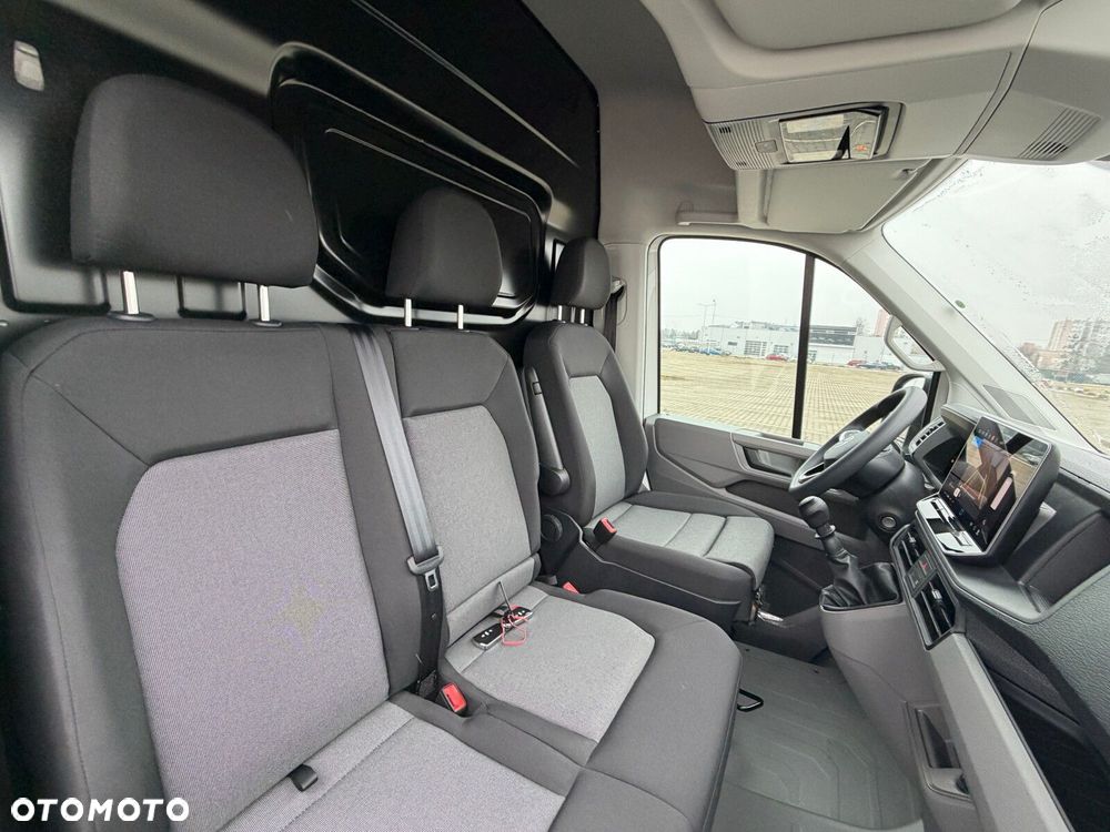 Volkswagen Crafter 35 2.0 TDI L3H3 3640 140 KM - 9