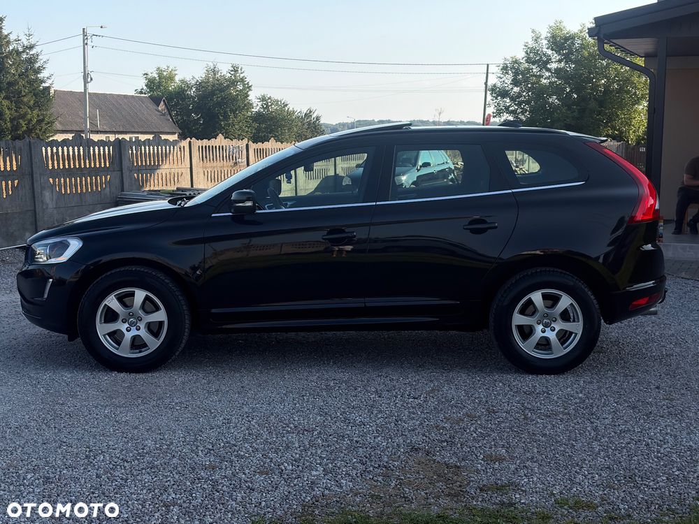 Volvo XC 60 D3 R-Design Momentum - 8