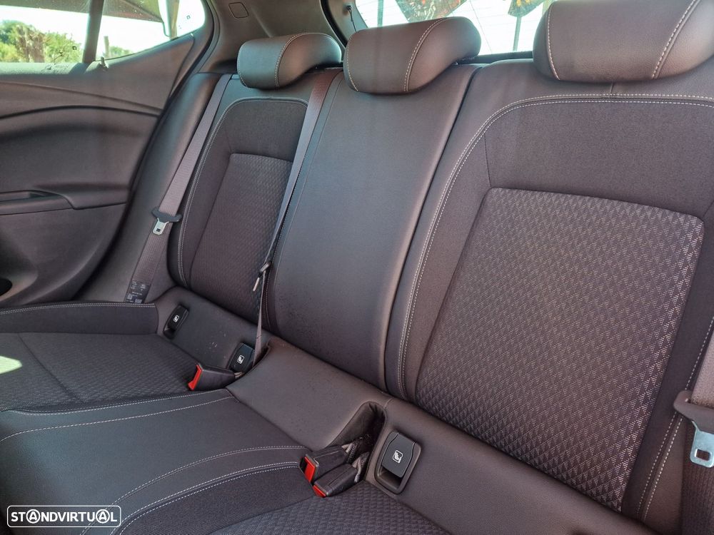 Opel Astra 1.6 CDTI Ecotec Innovation S/S - 14