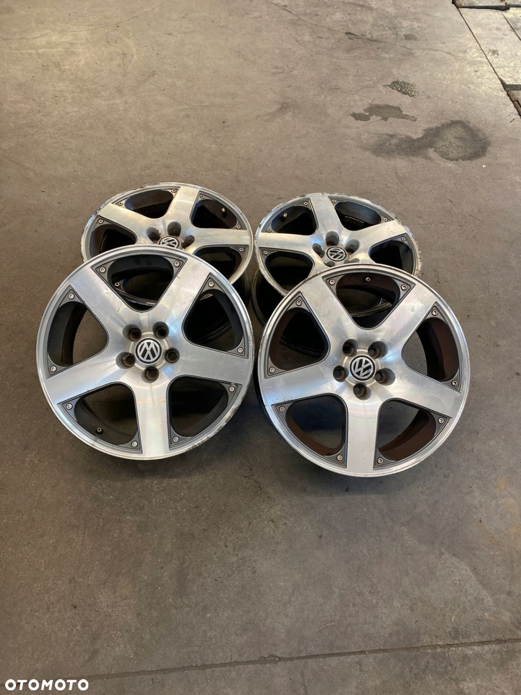 FELGI ALUMINIOWE VW 5x100 7jx17 et38 1j0601025S - 3