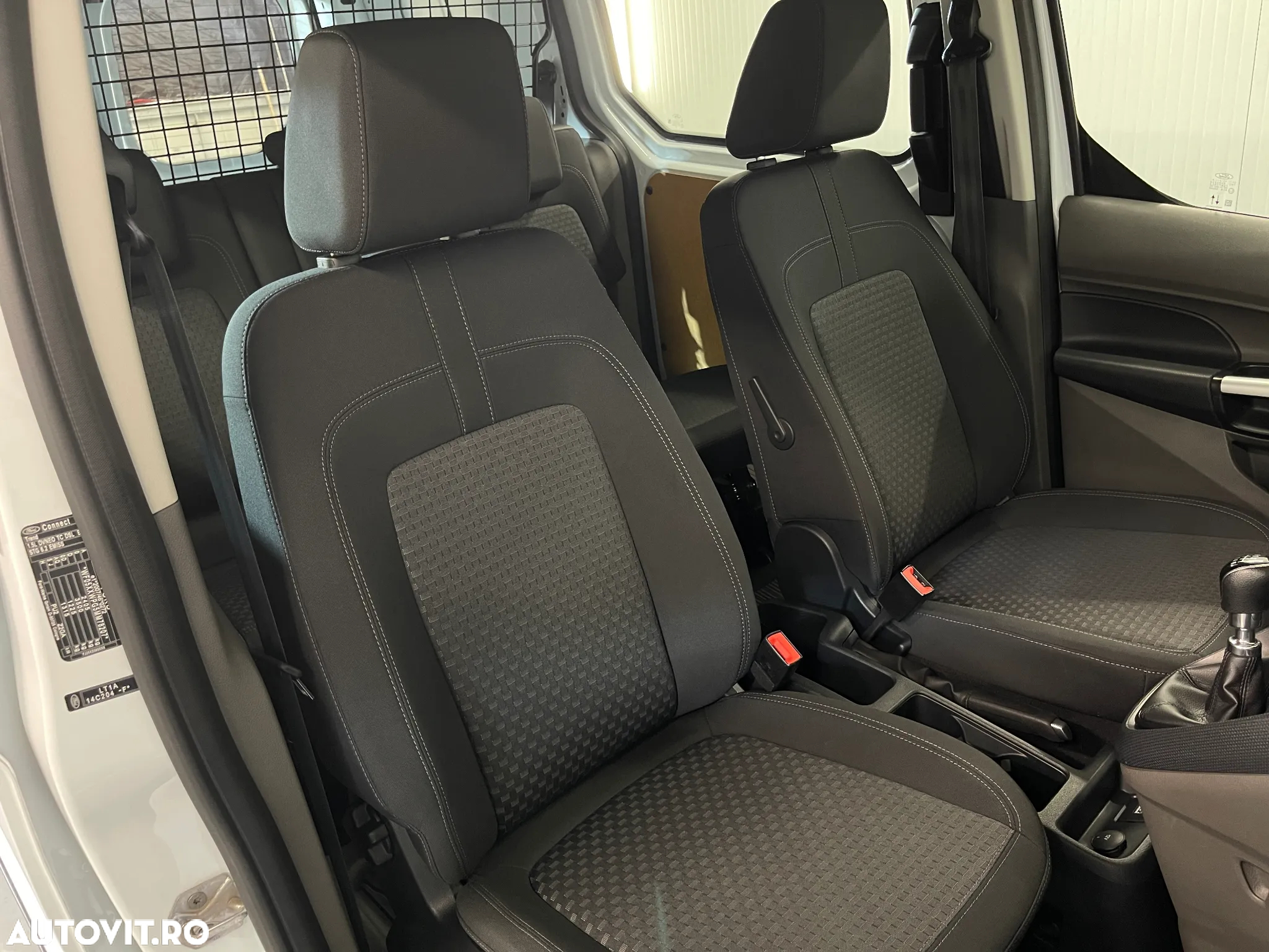 Ford Transit Connect 1.5 EcoBlue 100CP 6MT Kombi Commercial L2 Trend - 9
