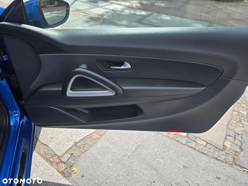 Volkswagen Scirocco 1.4 TSI BlueMotion Technology Life - 27