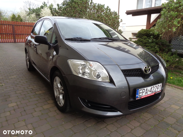 Toyota Auris 1.33 VVT-i