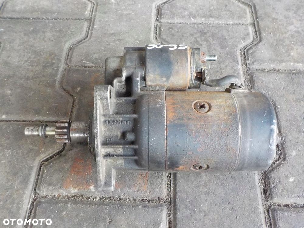 VW T4 2.4 D 90-95 ROZRUSZNIK STARTER - 4