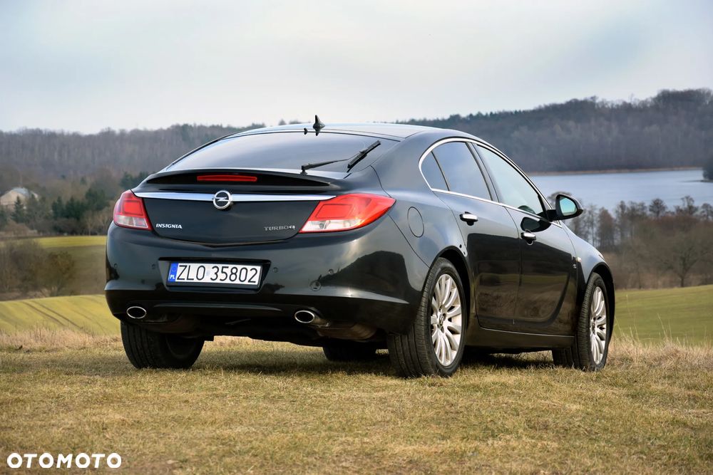 Opel Insignia 2.0 T Cosmo 4x4 - 5