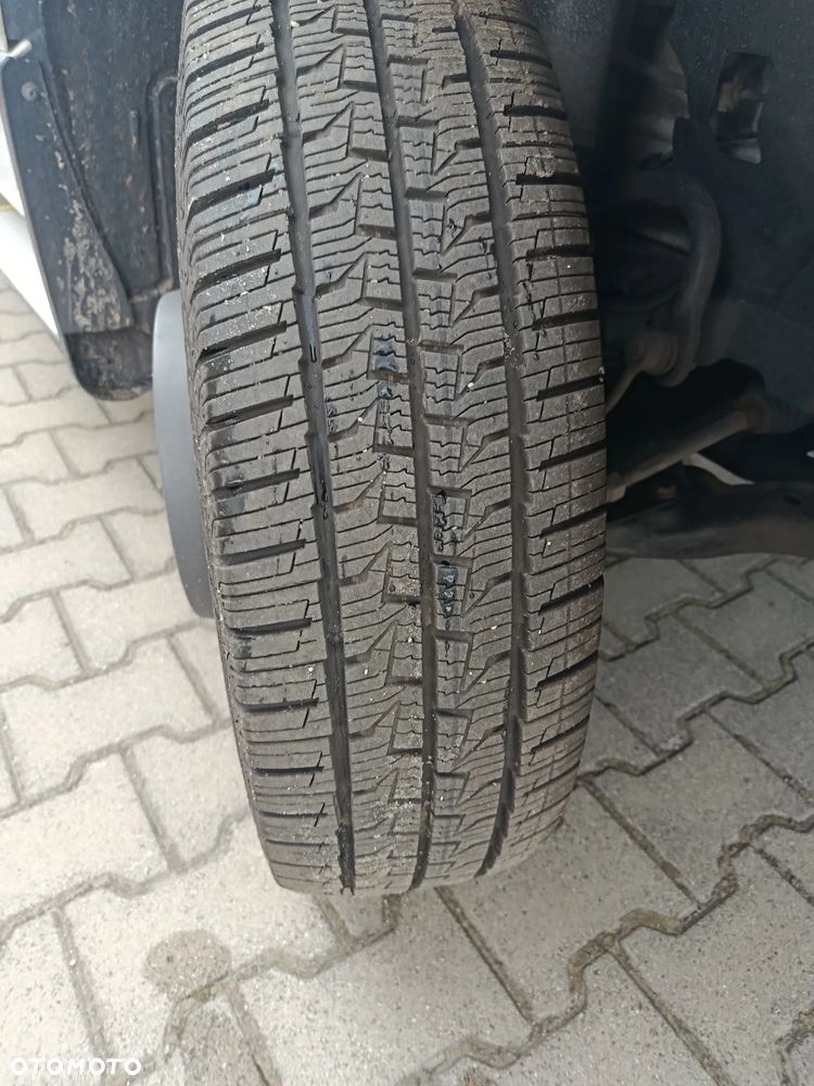 Mercedes-Benz Sprinter - 17