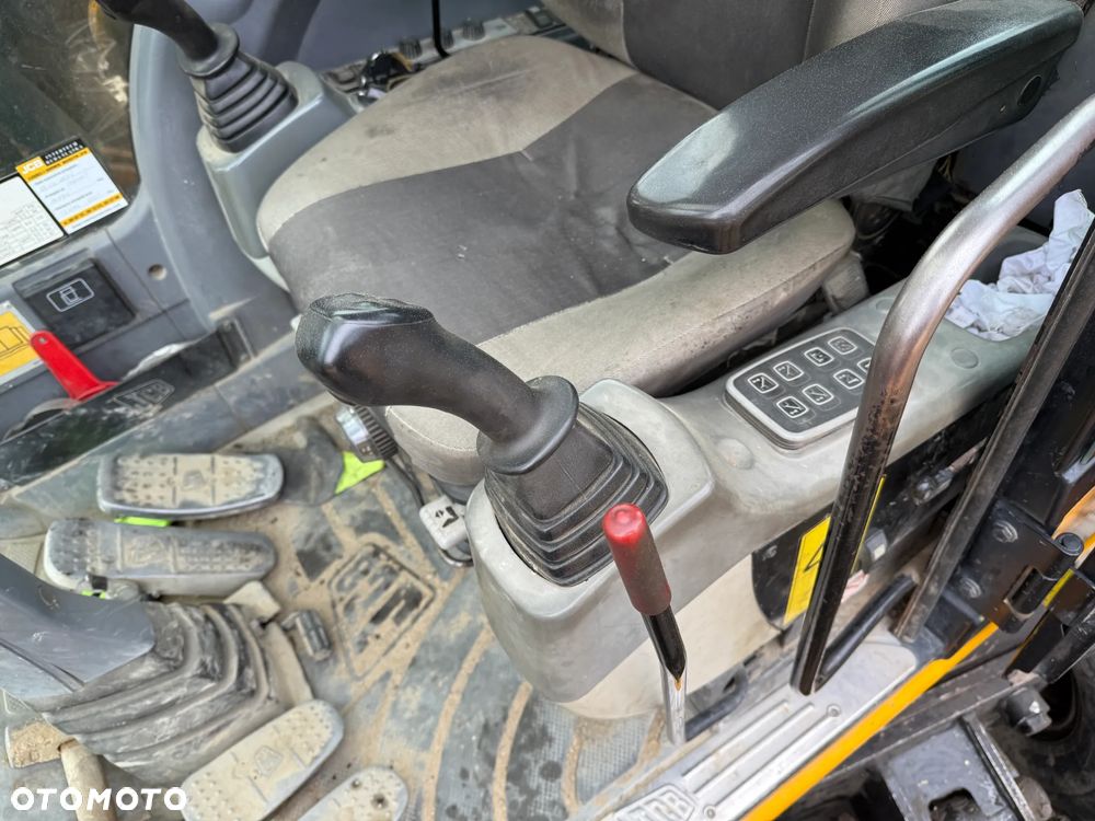 JCB 175W - 15