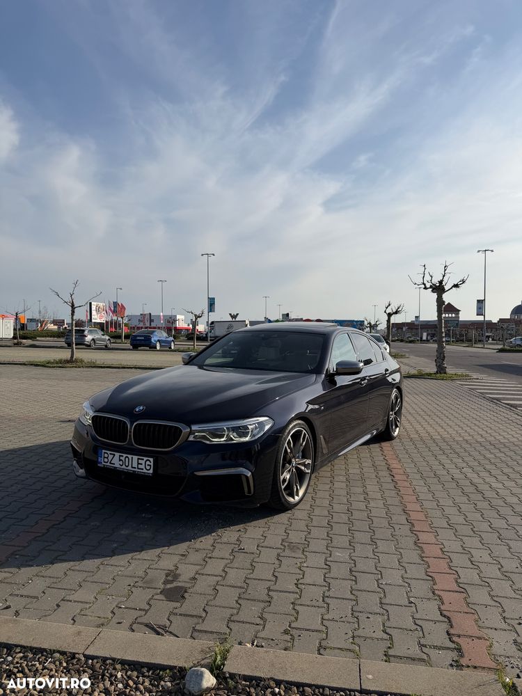 BMW M5 M550i xDrive AT - 2