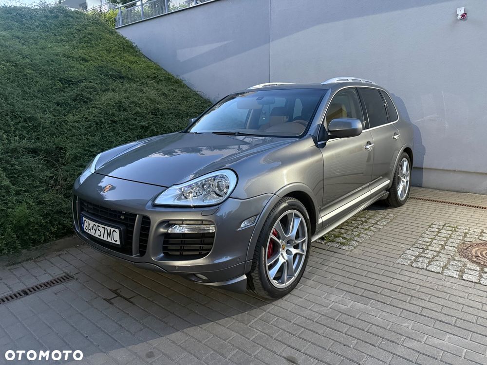Porsche Cayenne Tiptronic S GTS - 2