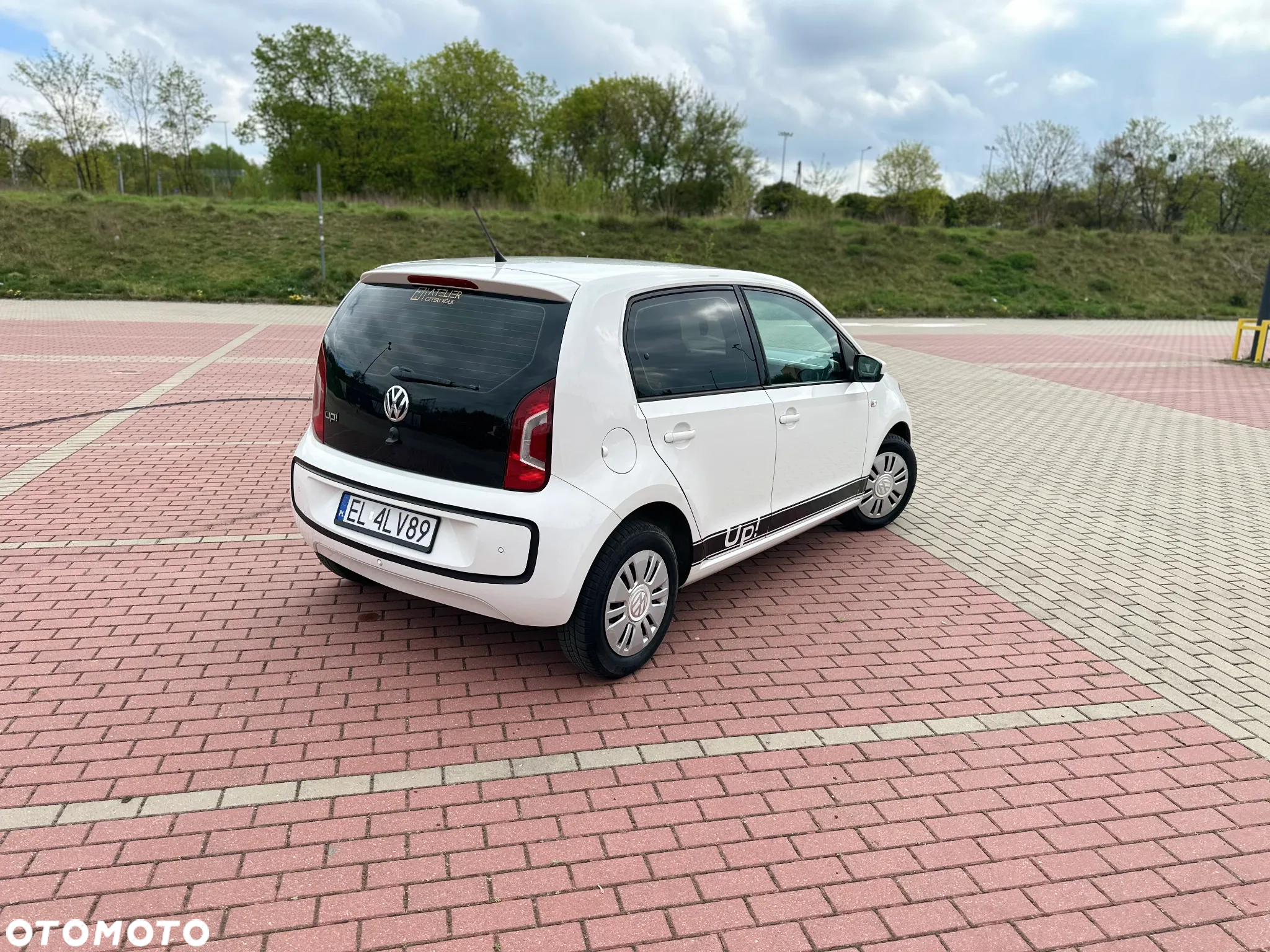 Volkswagen up! 1.0 high - 7