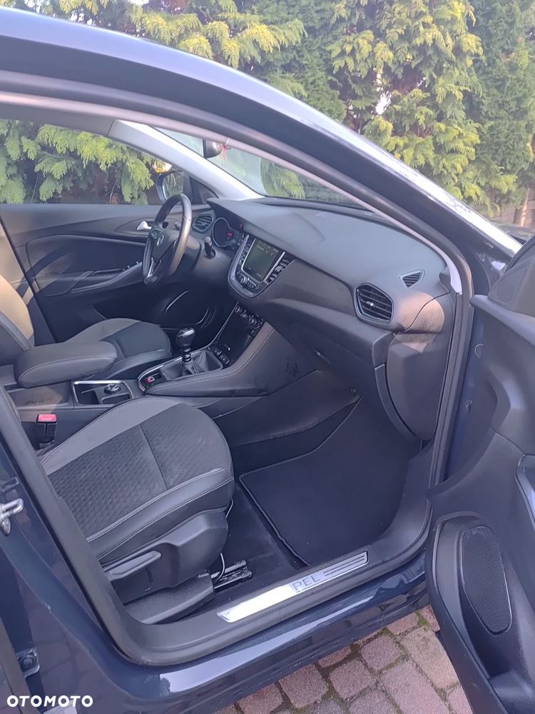 Opel Grandland X 1.2 Start/Stop Business Edition - 7