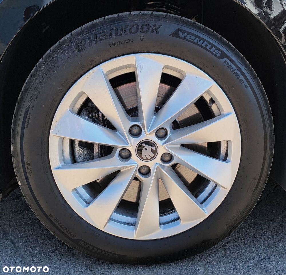 Skoda Superb 2.0 TSI Selection DSG - 28