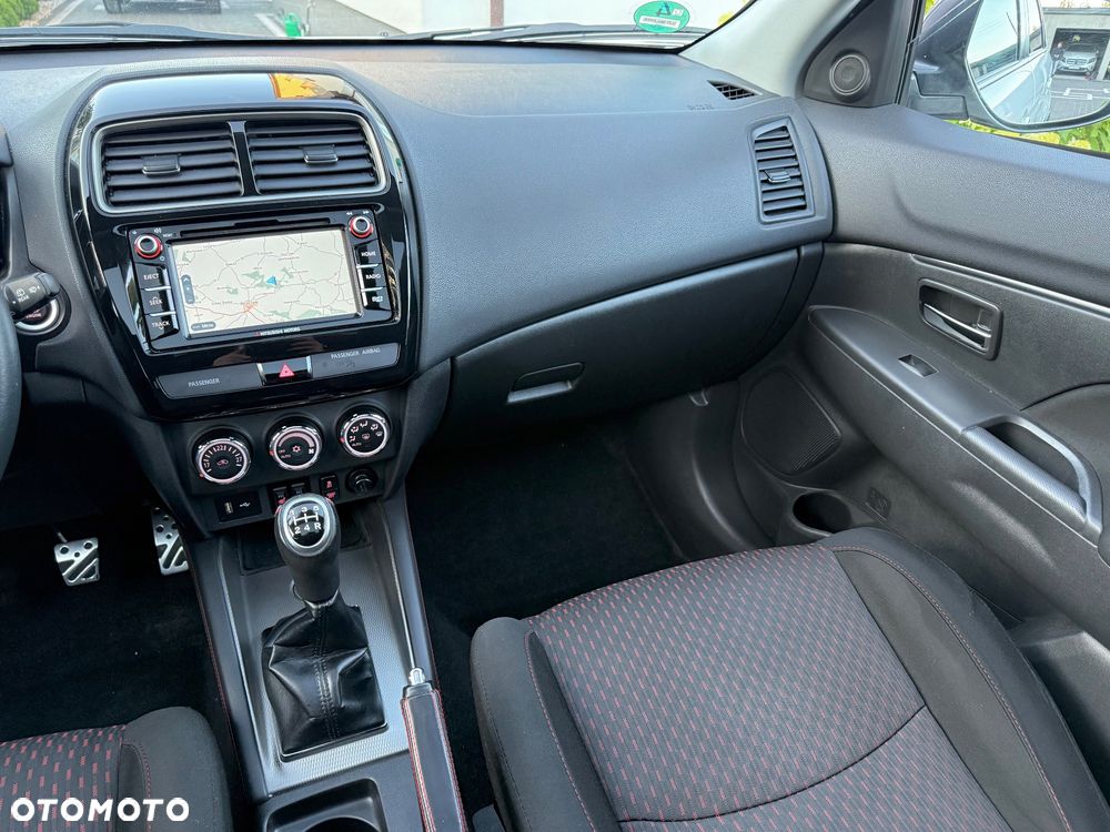 Mitsubishi ASX 1.6 Intense Plus Navi Blue Edition - 10