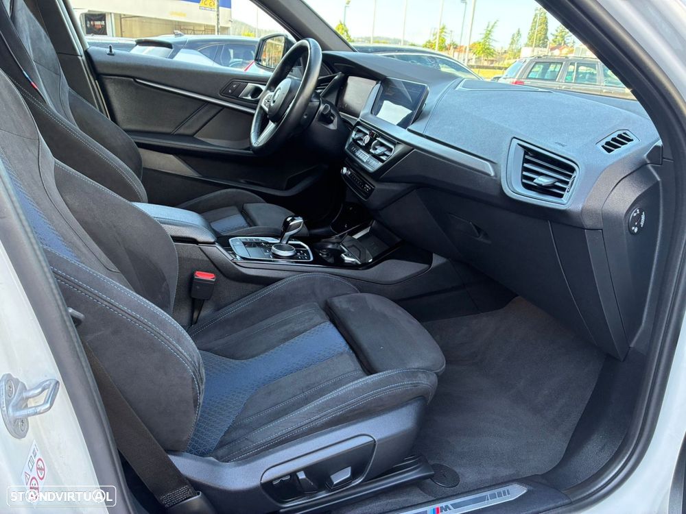 BMW 118 i Pack M Auto - 26