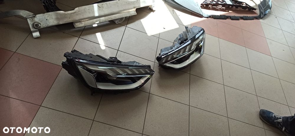 Audi A4 B9 Lift reflektor lampa przednia