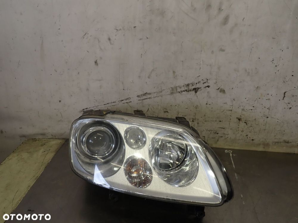 LAMPA PRAWA PRZEDNIA VOLKSWAGEN TOURAN I 1.6 1T0941040F - 1