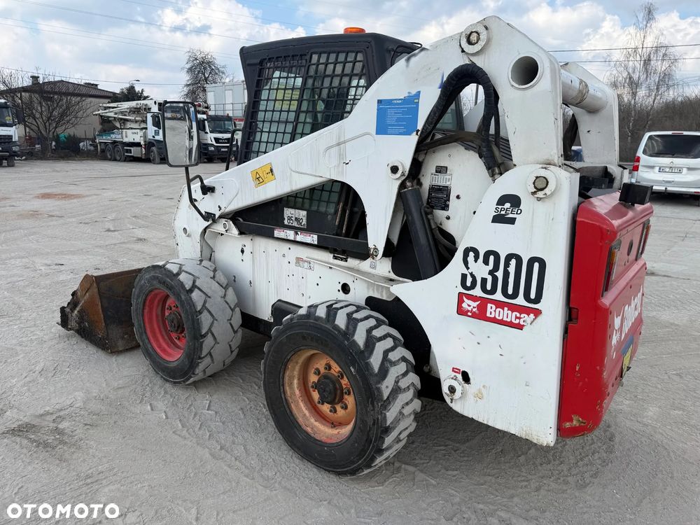 Bobcat S300 / 3801 kg / 2008r / - 3