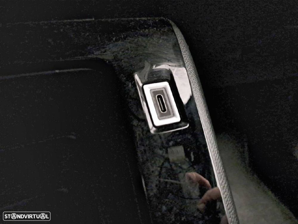 Peugeot 2008 1.2 PureTech Style - 22