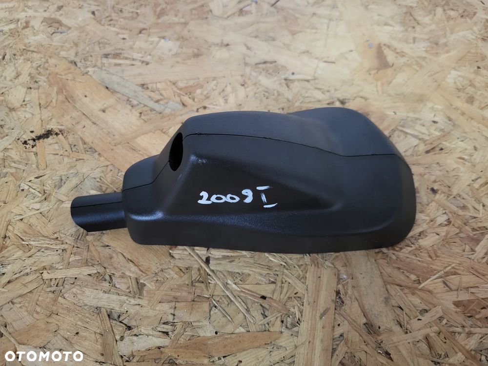 Obudowa osłona lusterka wstecznego Peugeot 2008 - 1