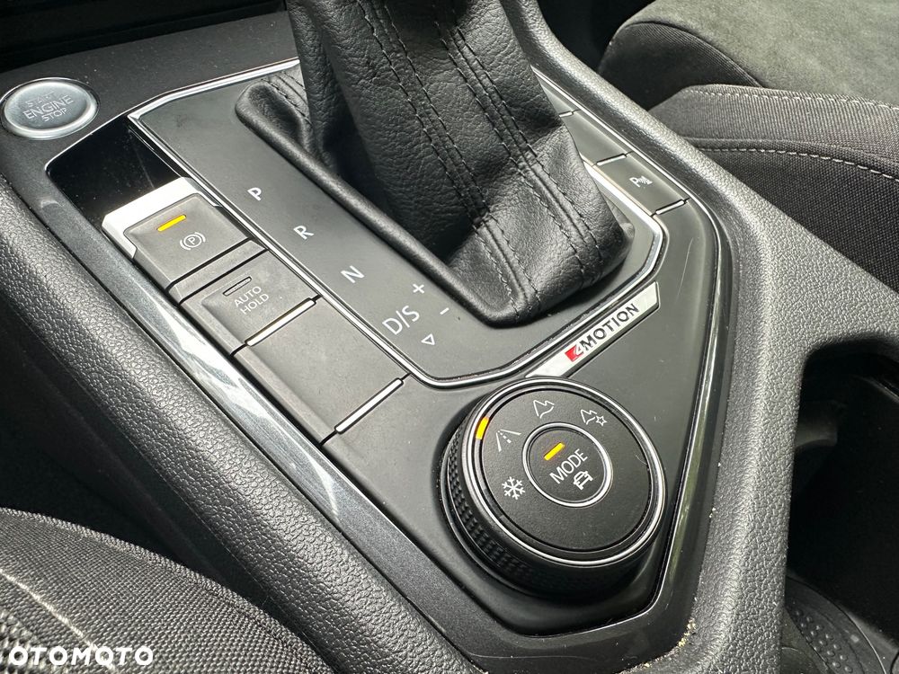 Volkswagen Tiguan 2.0 TDI SCR 4Mot Elegance DSG - 15