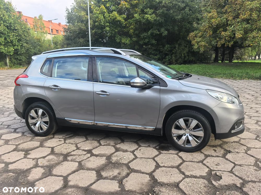 Peugeot 2008 82 VTI Allure - 17