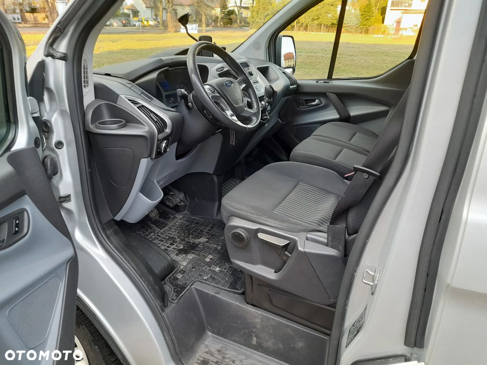 Ford Transit Custom - 12