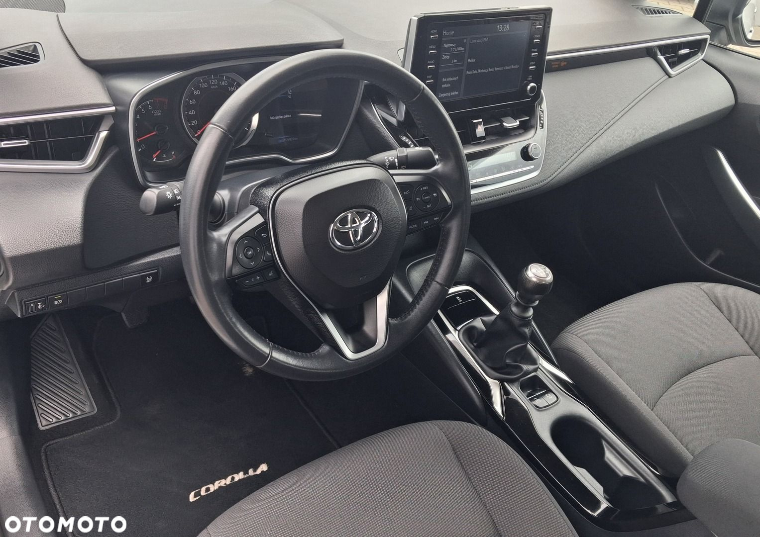 Toyota Corolla - 12