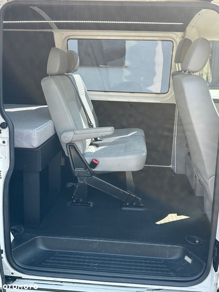 Volkswagen Transporter - 26