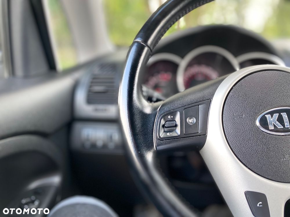 Kia Venga 1.6 CRDi XL - 19