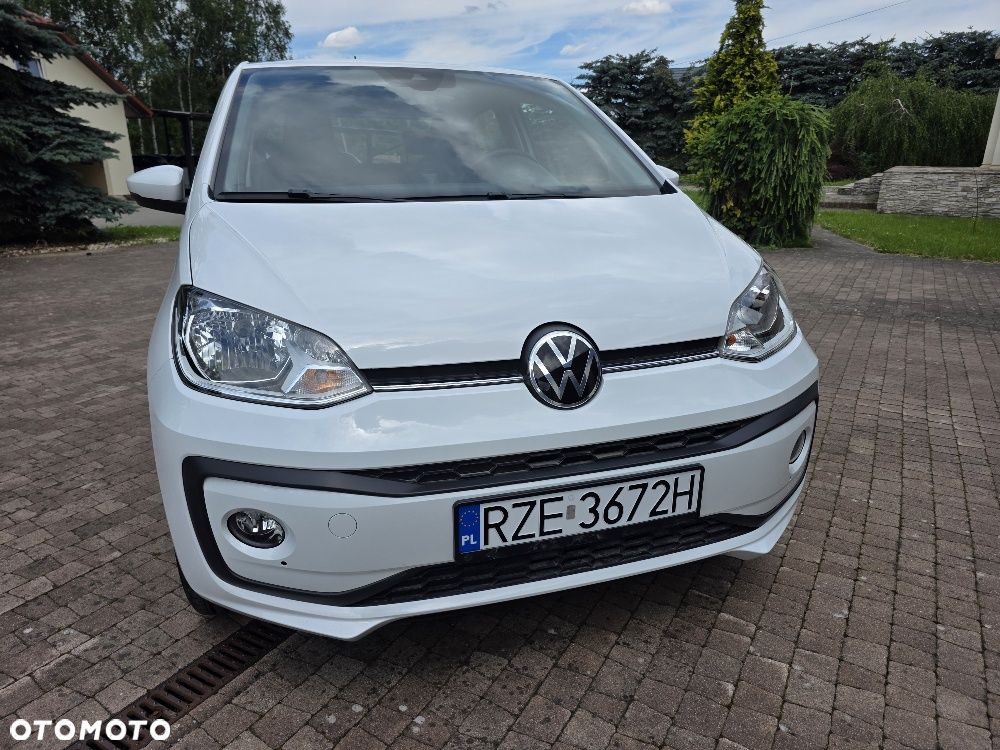 Volkswagen up! Active - 6