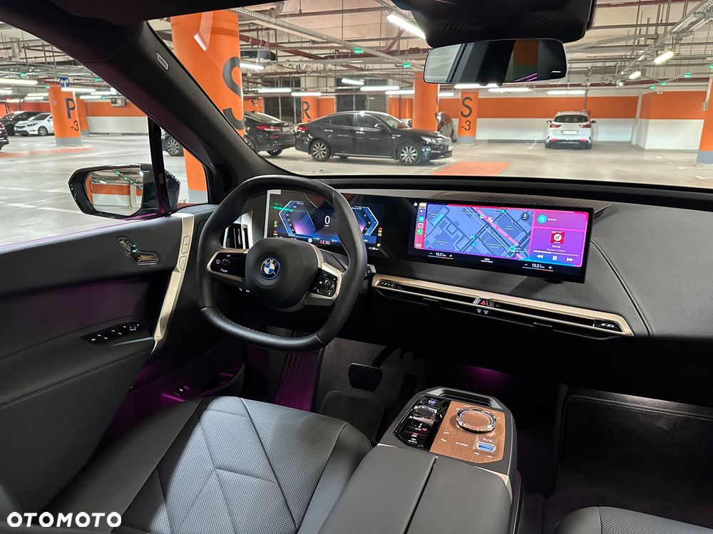 BMW iX xDrive40 76.6kWh - 13
