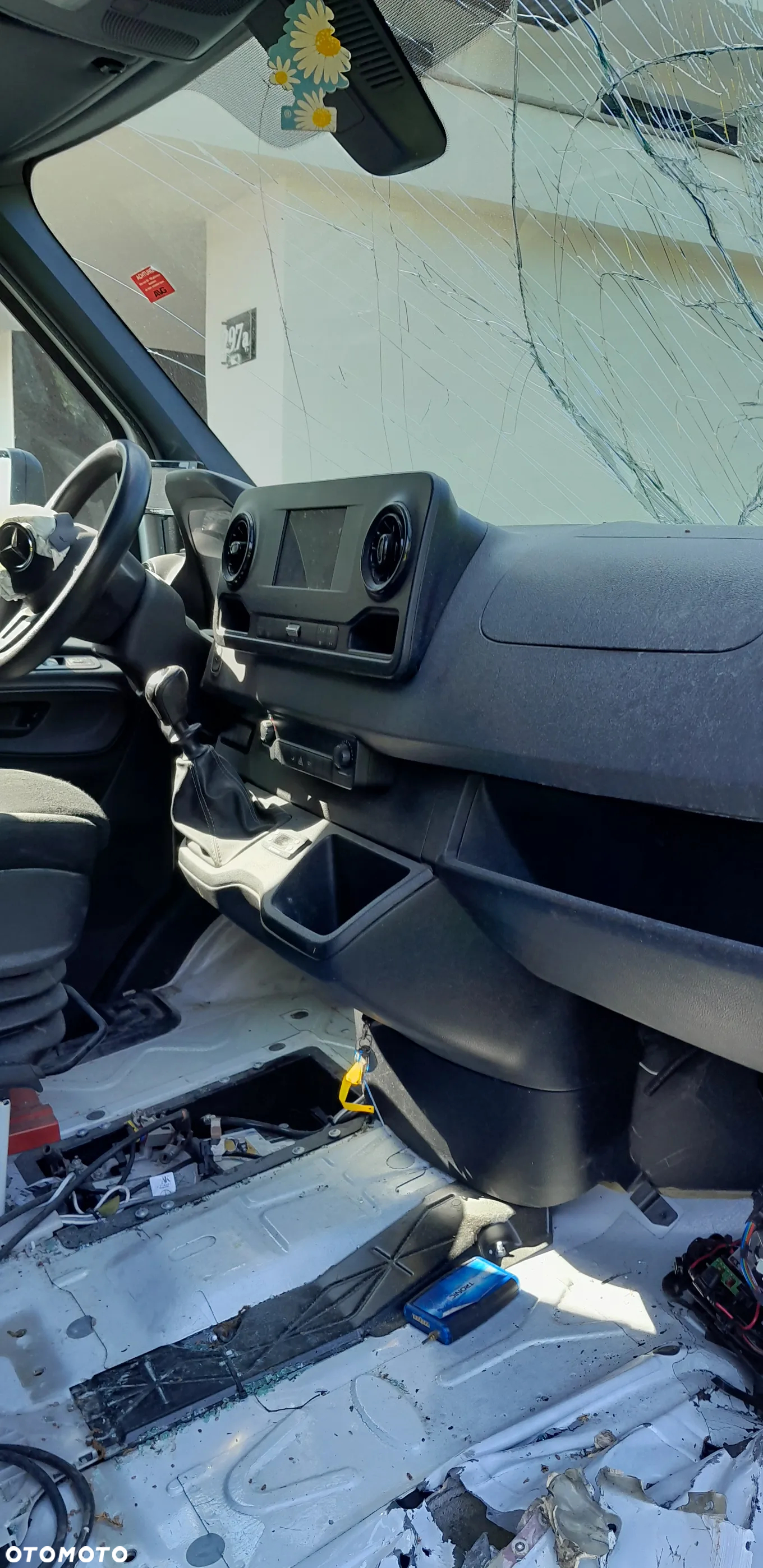 Mercedes-Benz Sprinter - 8