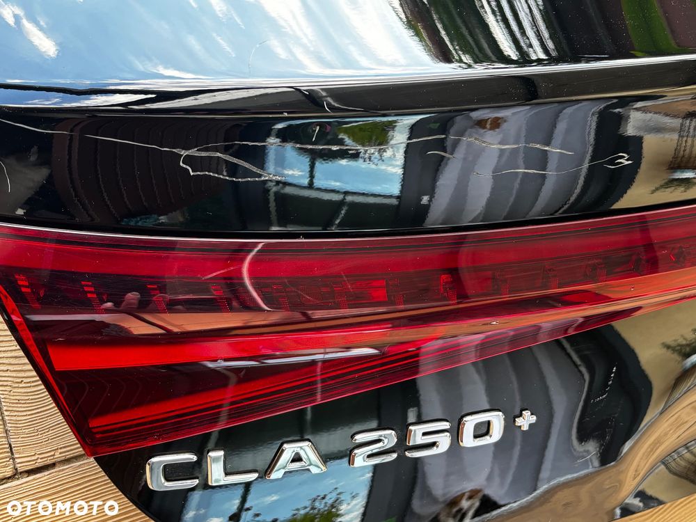 Mercedes CLA 250+ EQ klapa bagażnika - 3