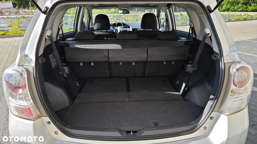 Toyota Verso 1.8 Premium EU5 7os - 12