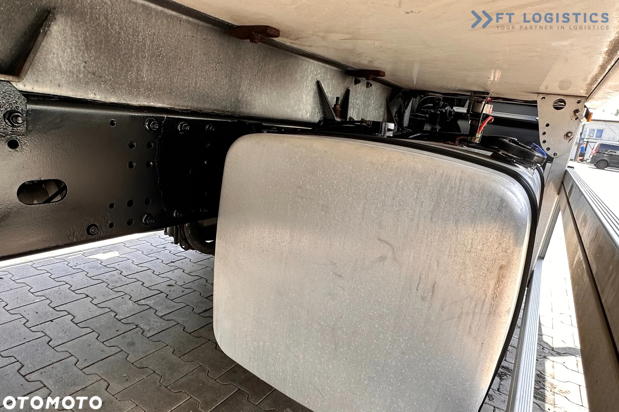 Iveco STRALIS 420 / Chłodnia / Carrier Supra 950 / 19 palet / Winda / Opony 80% - 23