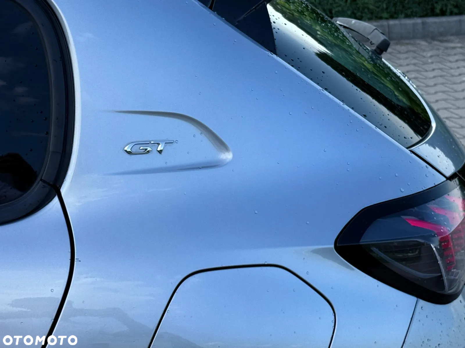 Peugeot 208 PureTech 100 GT - 24