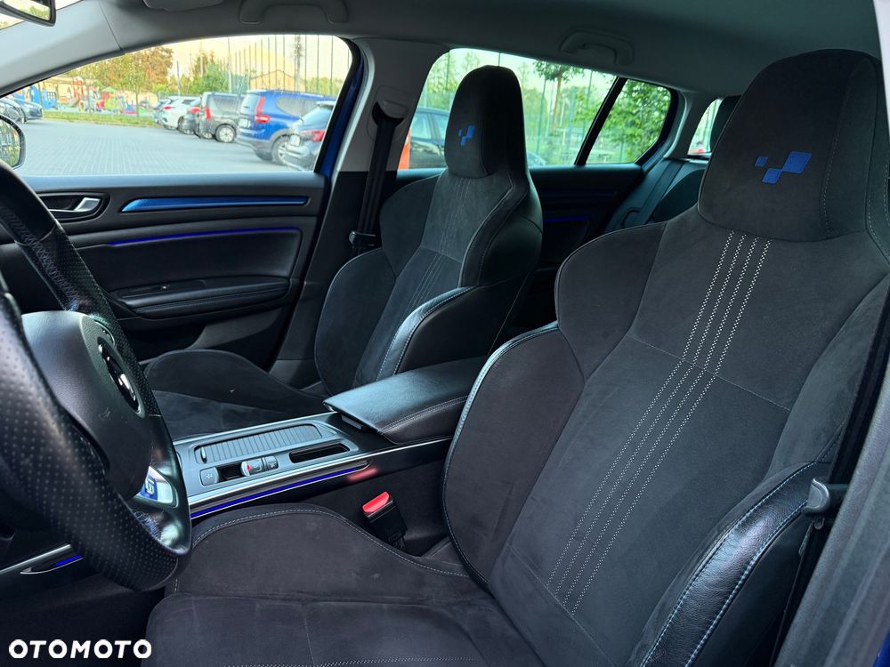 Renault Megane ENERGY TCe 205 EDC GT - 14
